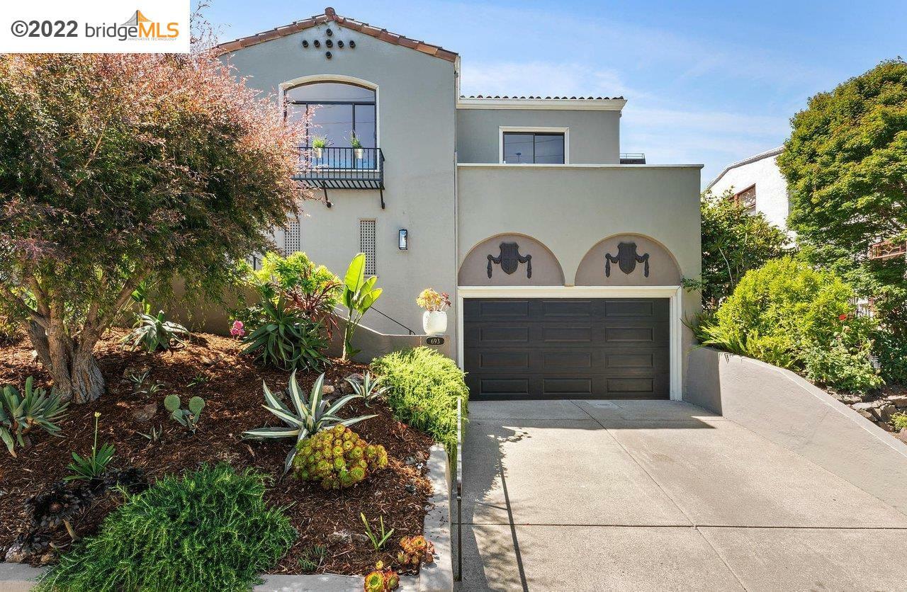 Property Photo: 693 Vernon St CA 94610
