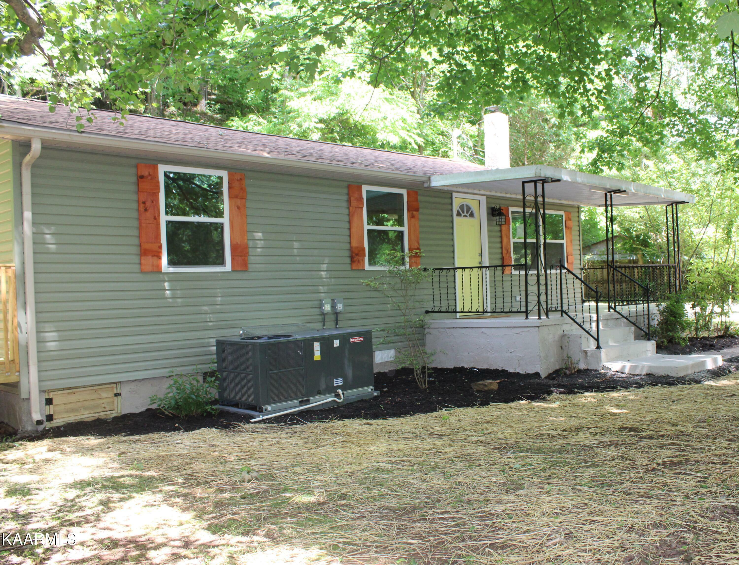 Property Photo: 2317 Brown Rd TN 37920
