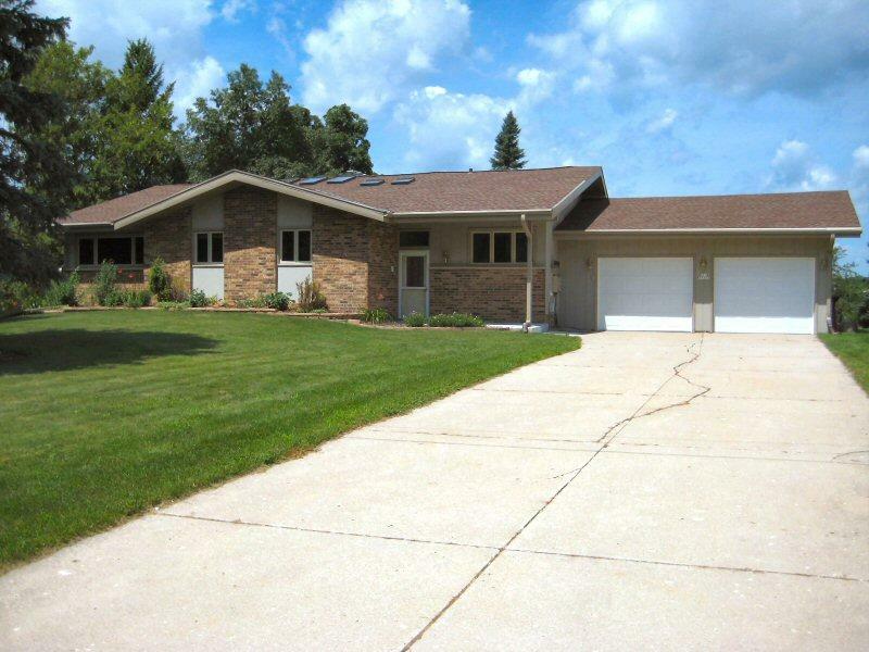 Property Photo:  N71w35536 Mapleton Lake Dr  WI 53066 