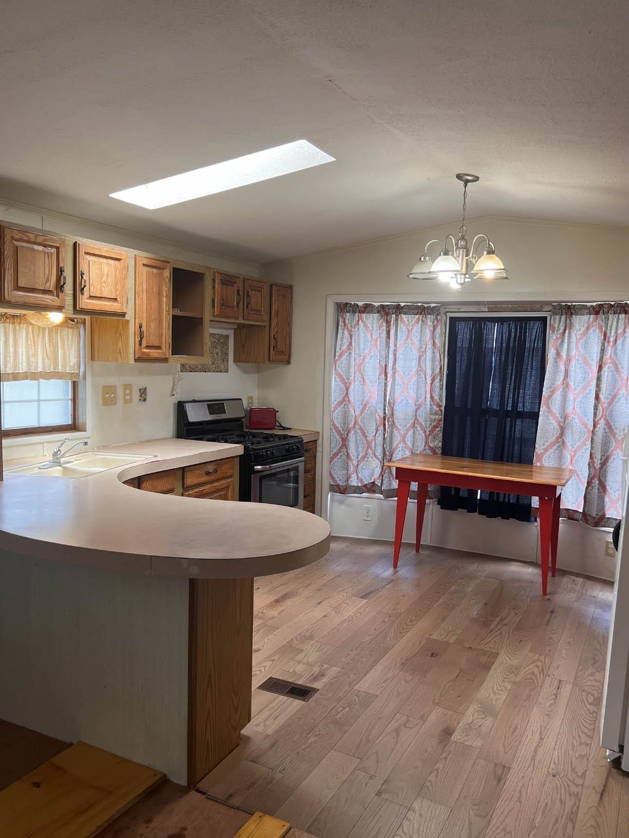 Property Photo: 862 Mayhew Turnpike NH 03222