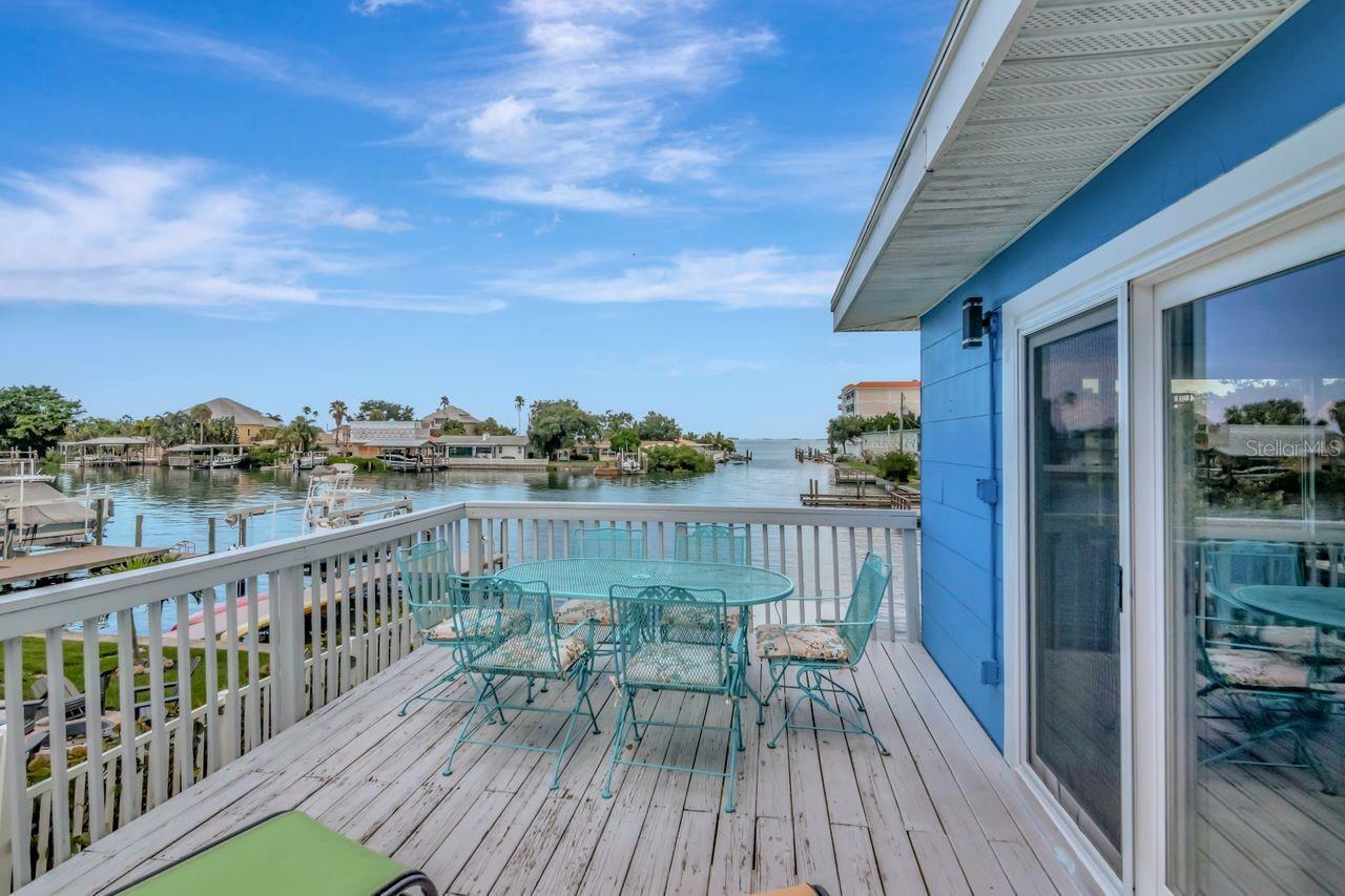 Property Photo: 412 Venetian Drive FL 33755