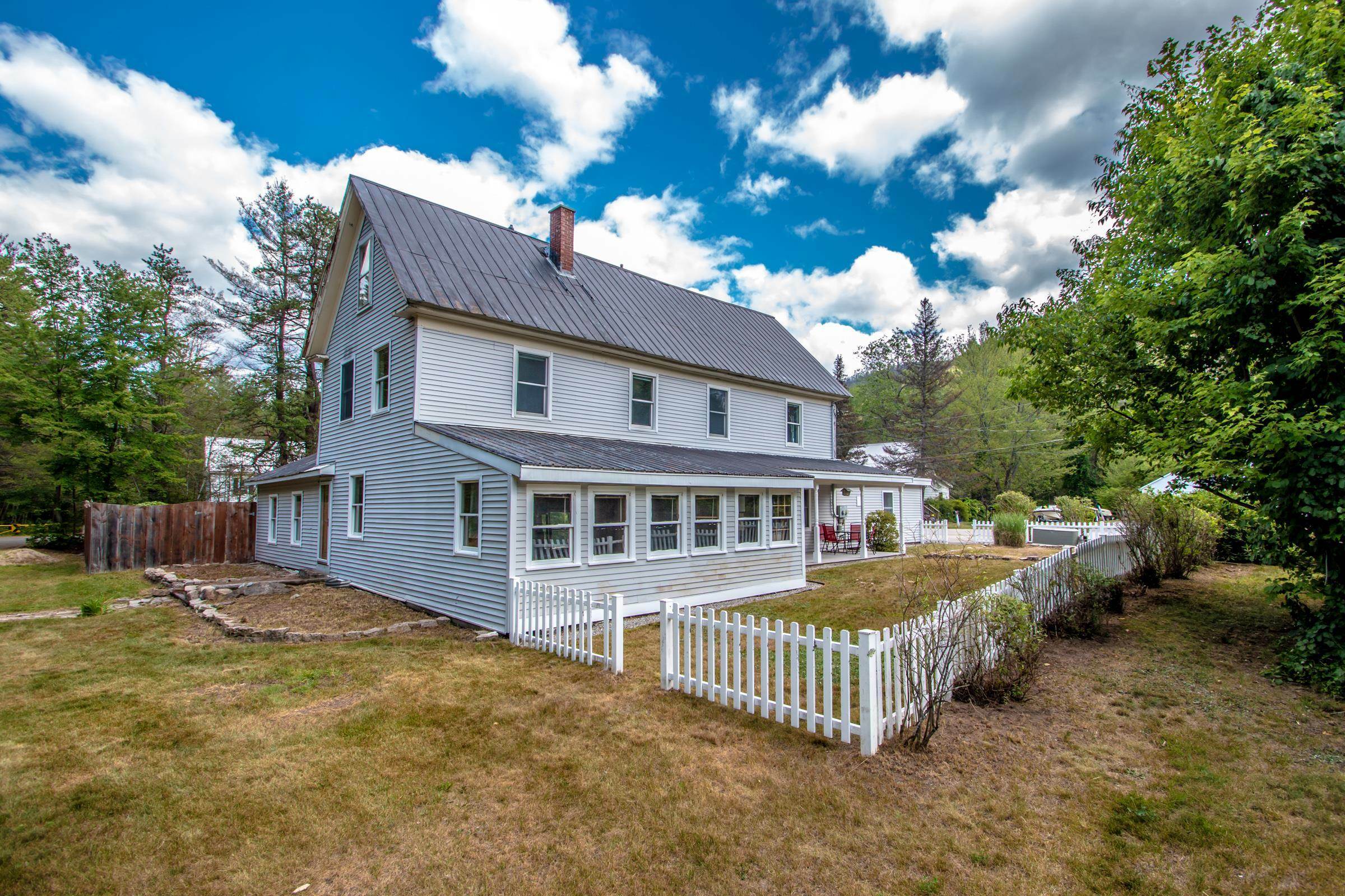 Property Photo:  44 Greenstone Street  NH 03813 