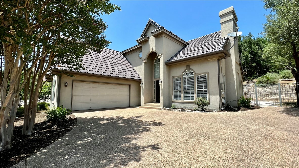 Property Photo:  1604 Lakeway Boulevard  TX 78734 