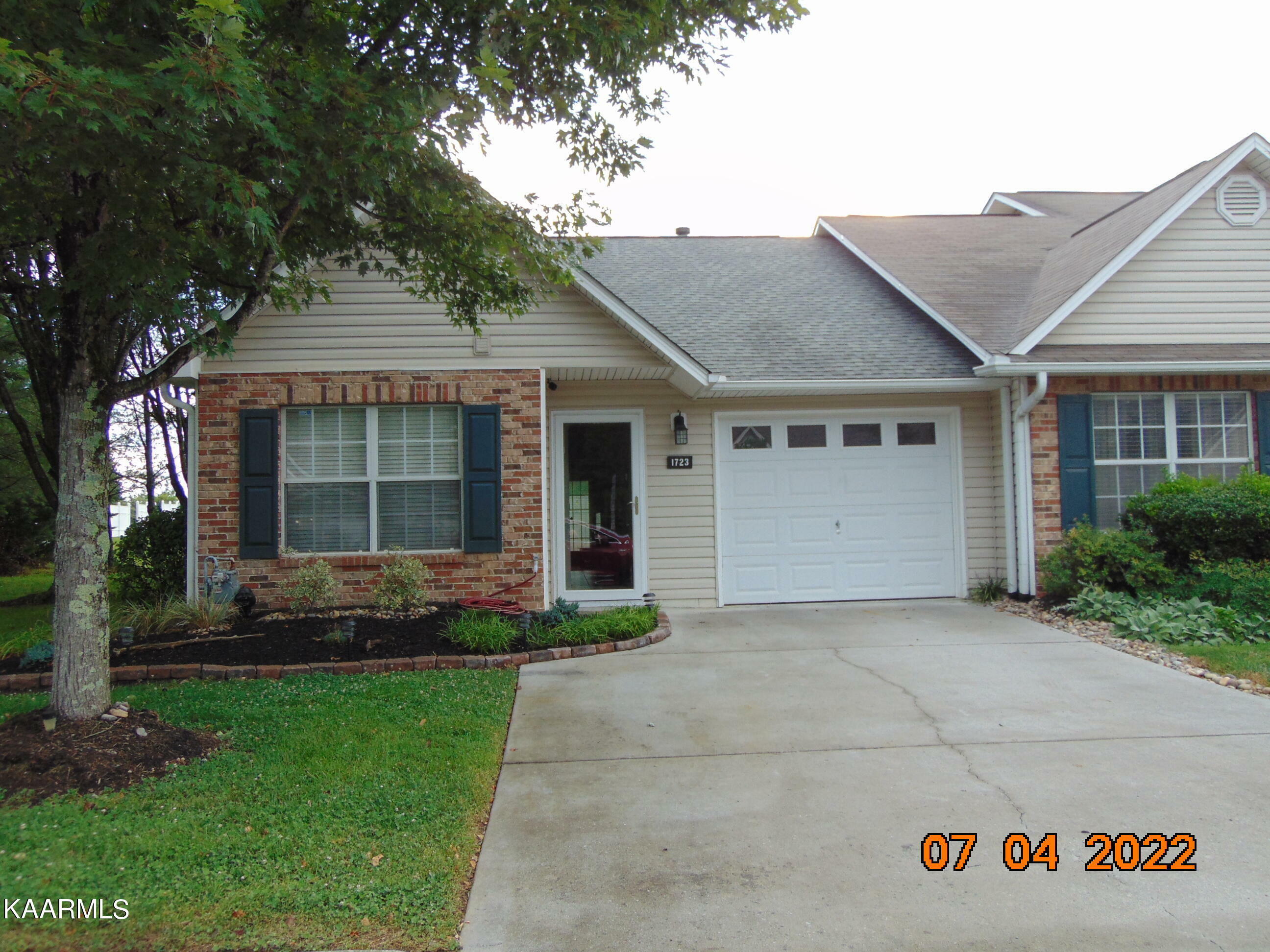 Property Photo:  1723 Wood Song Lane  TN 37914 