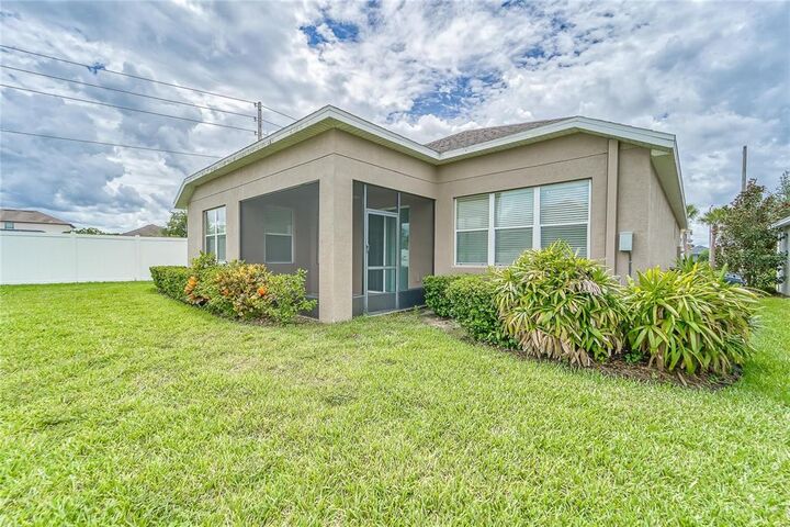Property Photo: 7328 Blue Beech Drive FL 33578