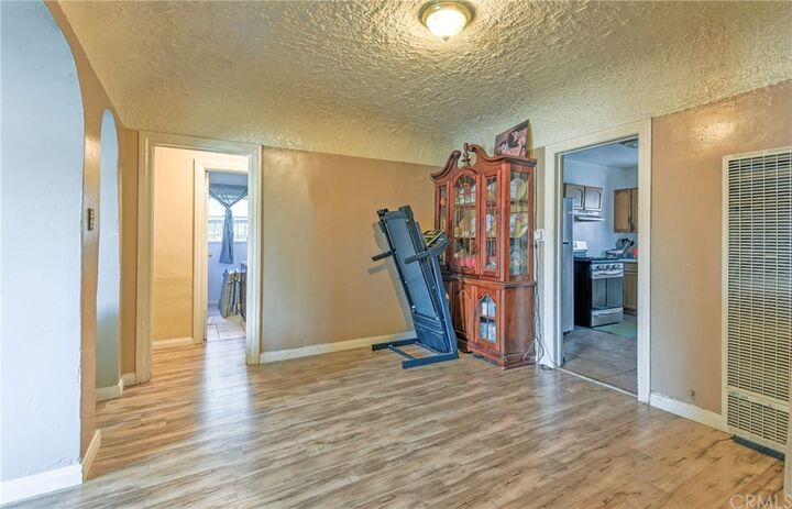 Property Photo:  614 N Spring Ave  CA 90221 
