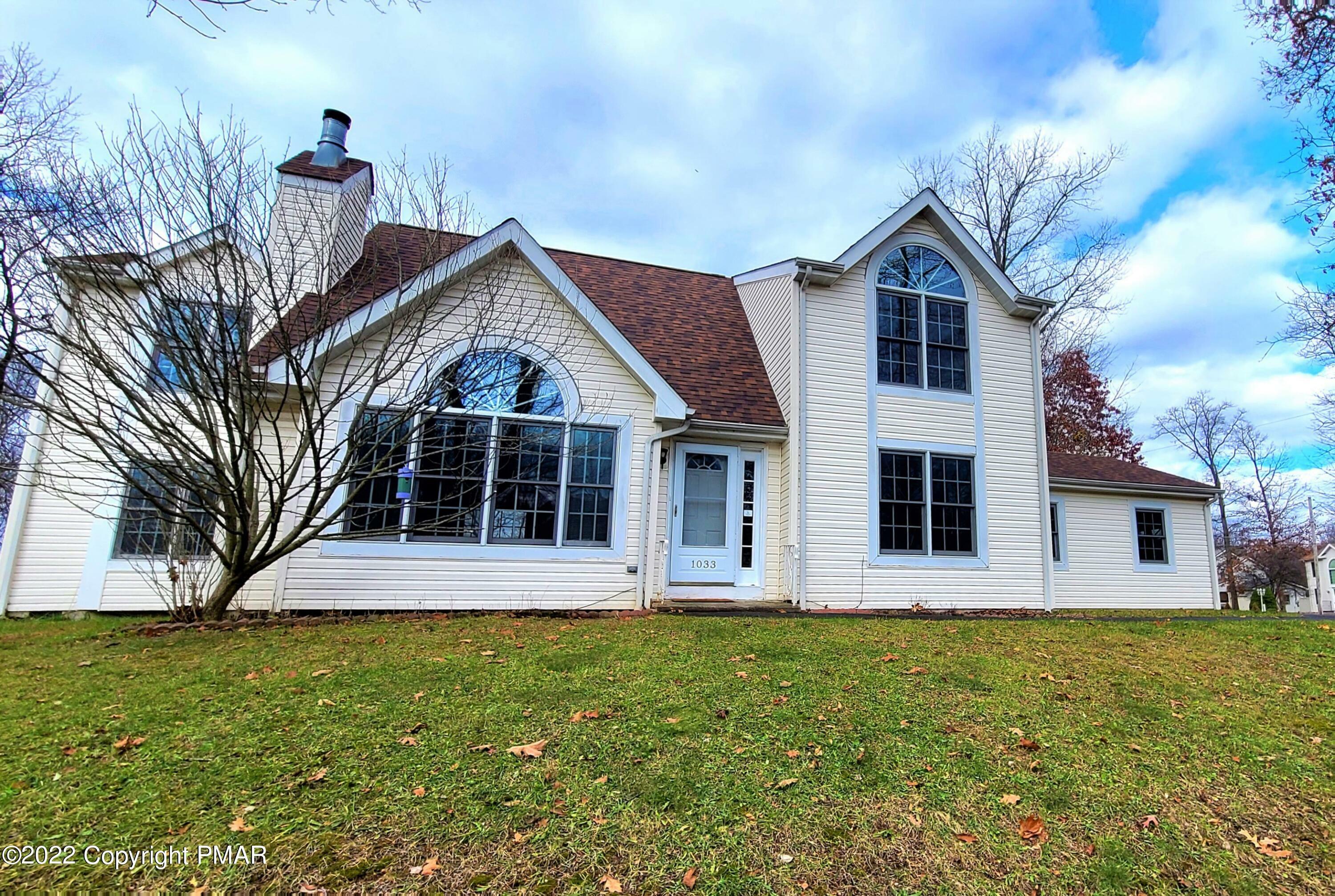 Property Photo:  1033 Scarlet Oak Lane  PA 18360 