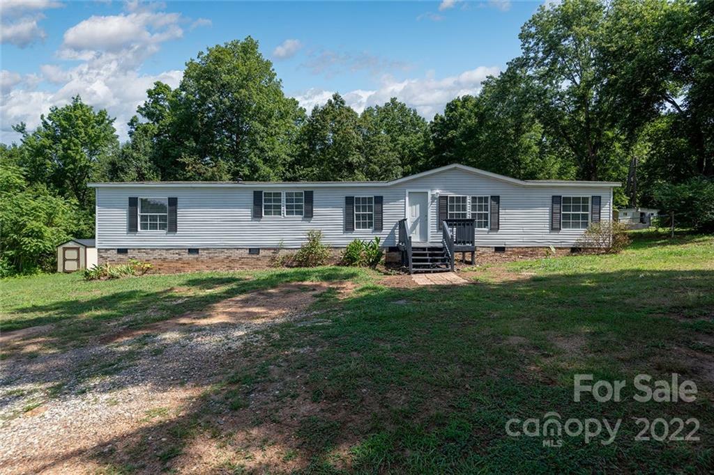 Property Photo:  4154 Peachtree Lane  NC 28630 