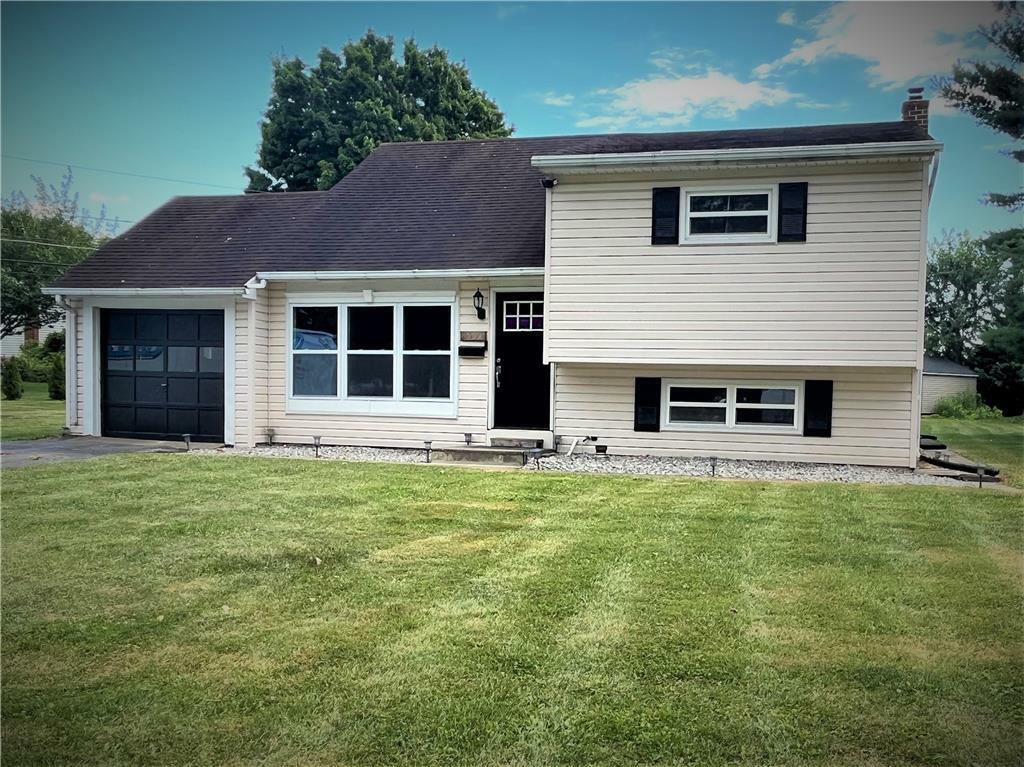 Property Photo: 1955 Columbine Avenue PA 18018