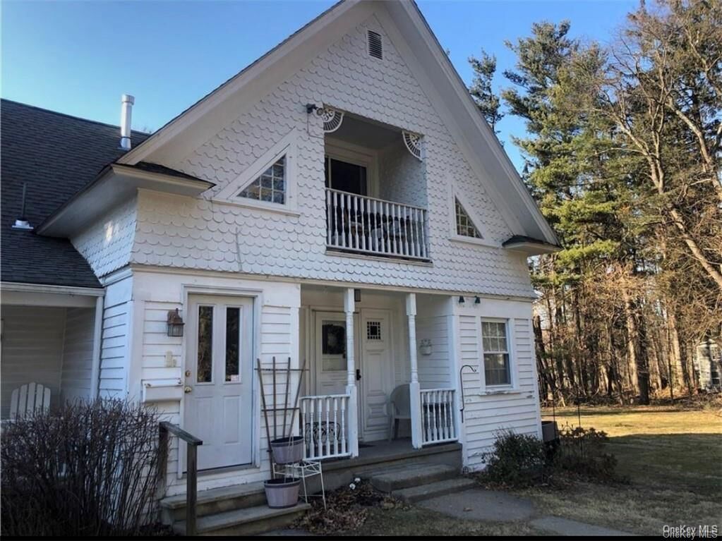 Property Photo:  36 Oakland Avenue  NY 10990