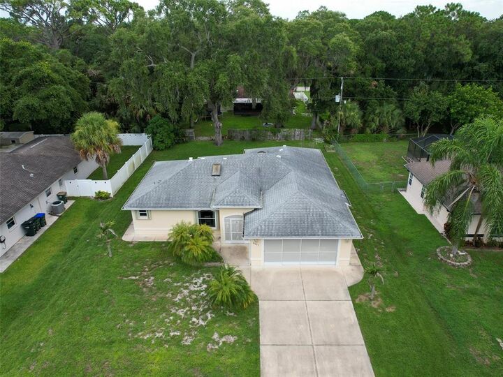 Property Photo:  5471 Burdette Terrace  FL 34287 