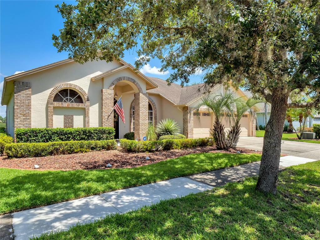 Property Photo: 166 Fairway Pointe Circle FL 32828