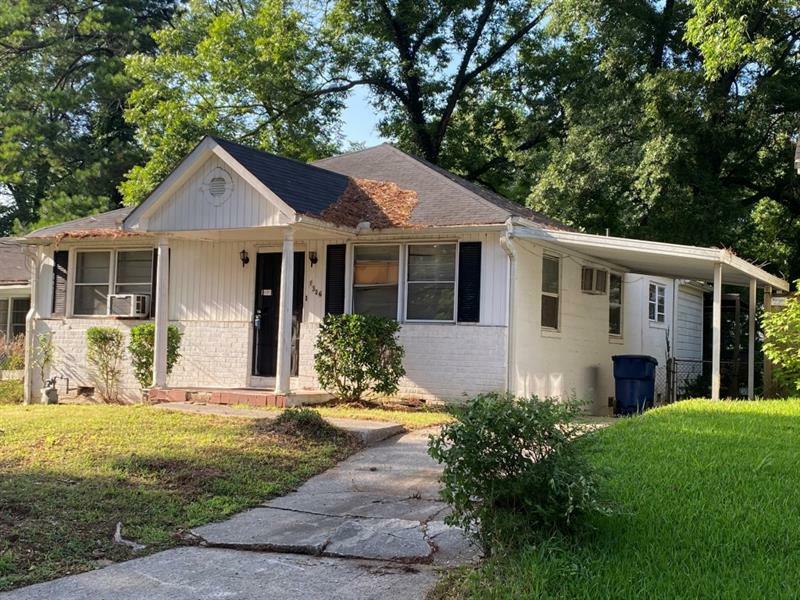 Property Photo: 1306 Thurgood Street SW GA 30314