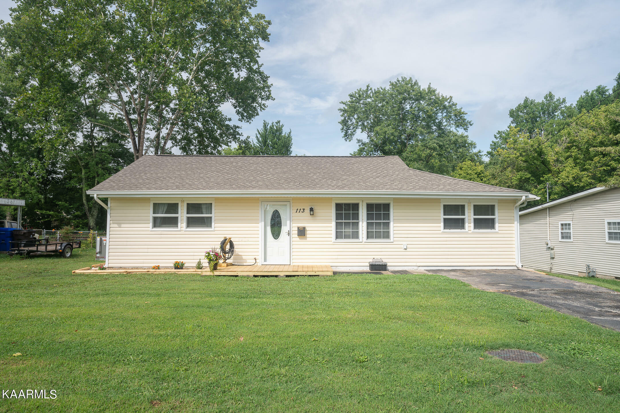 Property Photo:  113 Bermuda Rd  TN 37830 