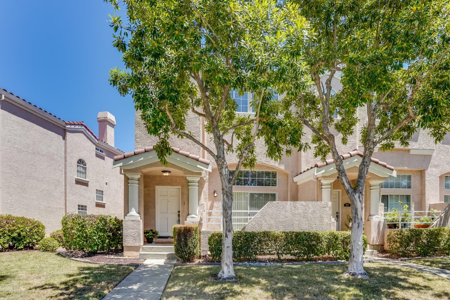 Property Photo:  6975 Silver Bell Drive  CA 95120 