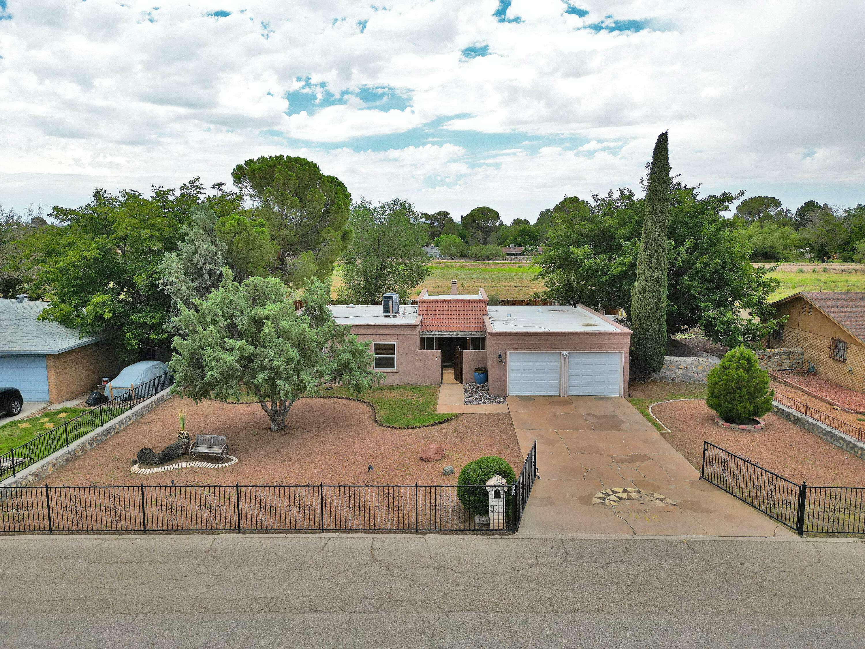 Property Photo:  208 Serrania Drive  TX 79932 