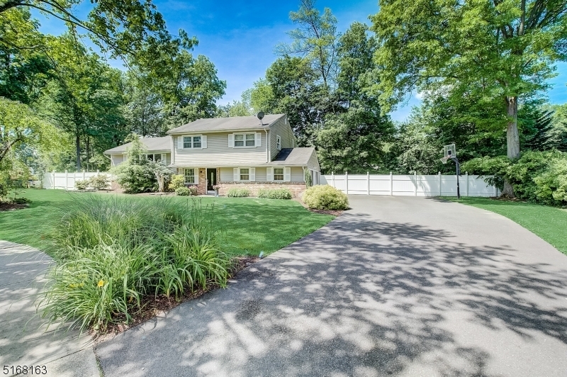 Property Photo:  22 Woodhaven Rd  NJ 07054 