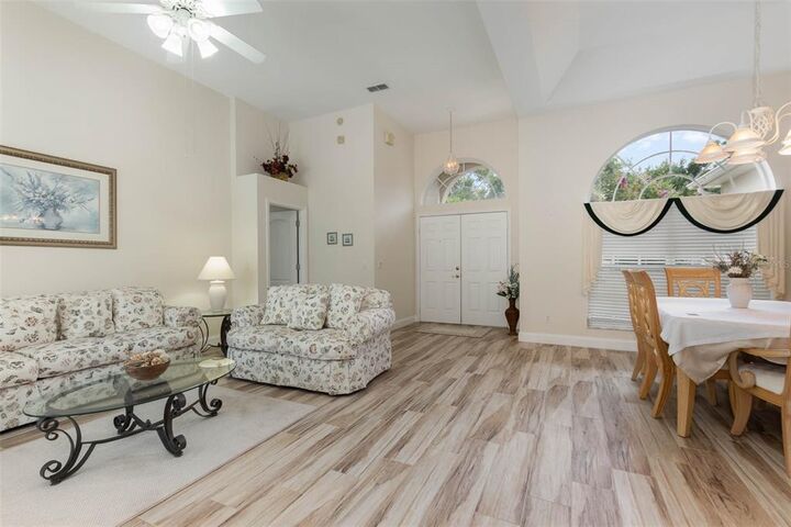 Property Photo:  3603 Crescent Park Boulevard  FL 32812 