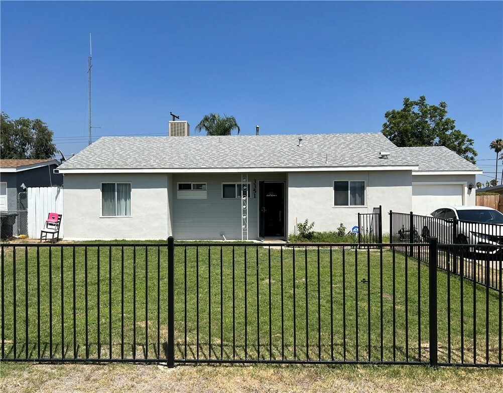 Property Photo: 3351 N Golden Avenue CA 92404