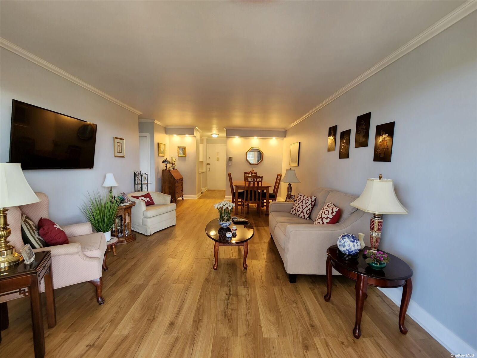 Property Photo:  18-05 215th Street 5 C  NY 11360 