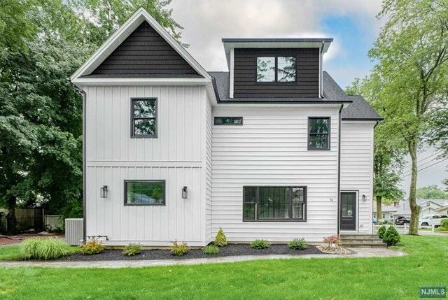 Property Photo:  56 Sunset Trail  NJ 07834 