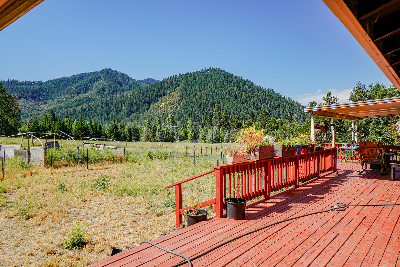 Property Photo: 415 Humbug Creek Road OR 97530