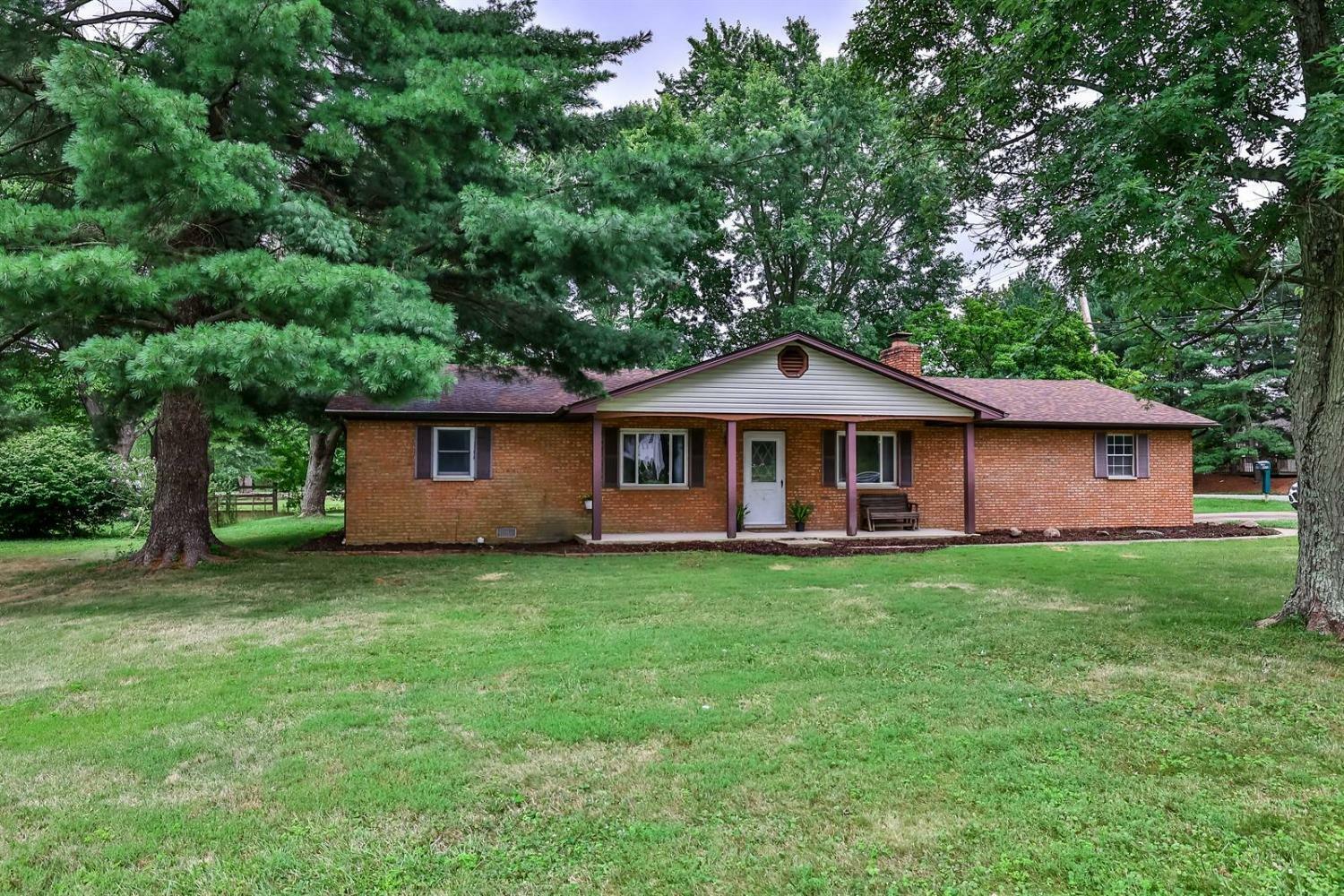 Property Photo:  4842 Beechwood Rd  OH 45244 