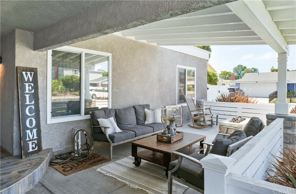 Property Photo: 19052 Randi Lane CA 92646