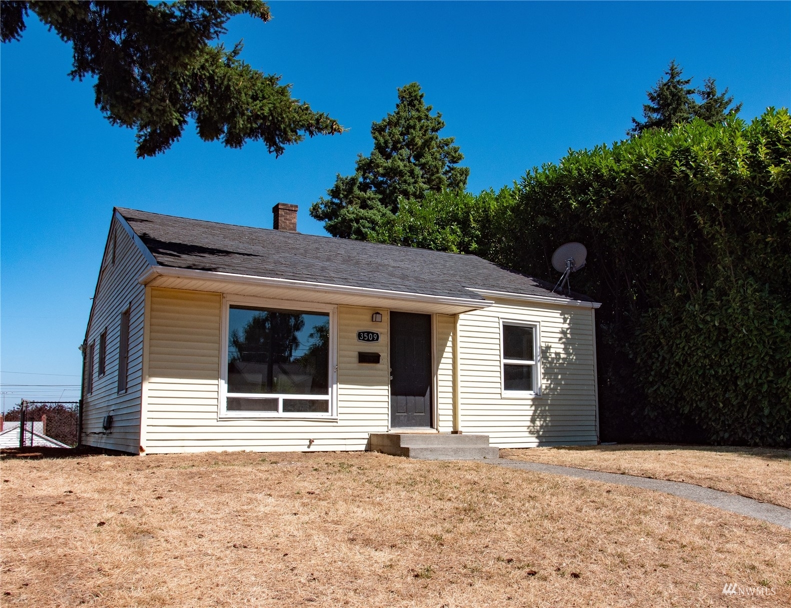 Property Photo:  3509 S Asotin Street  WA 98418 