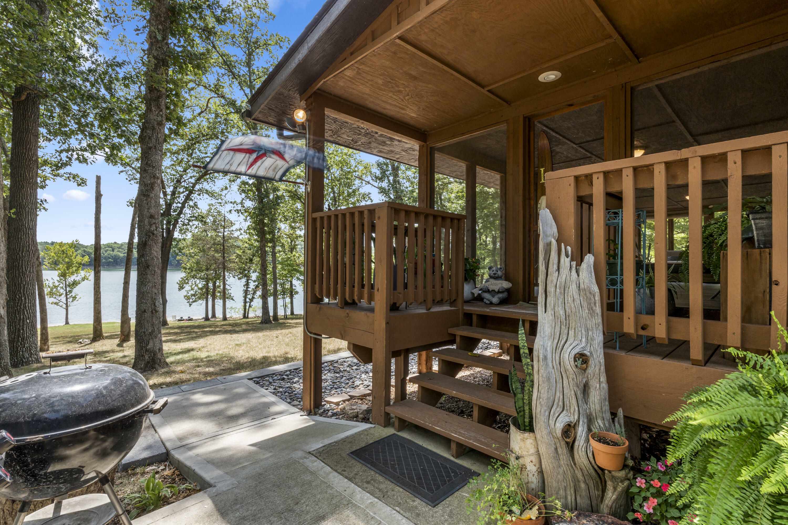 Property Photo: 24331 Raintree Lane MO 65747