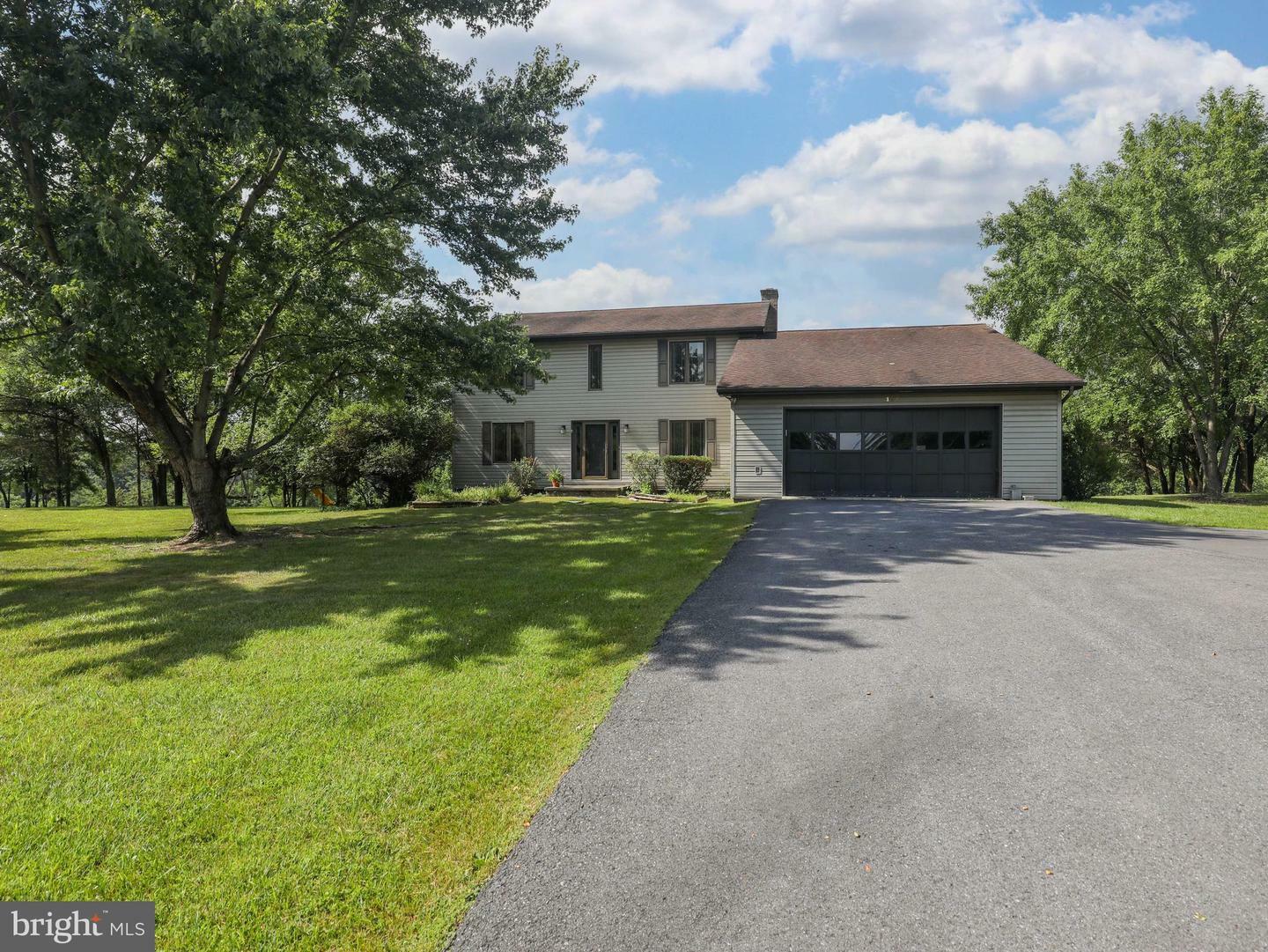 Property Photo:  194 Devils Backbone Overlook  VA 22656 