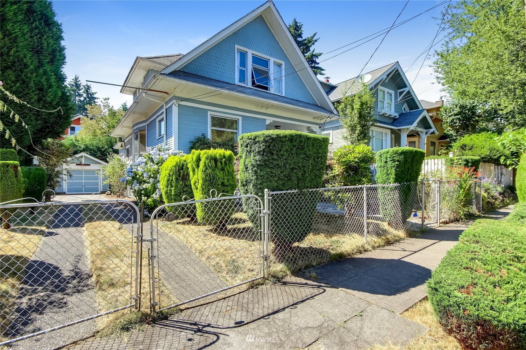 Property Photo: 713 34th Ave WA 98122