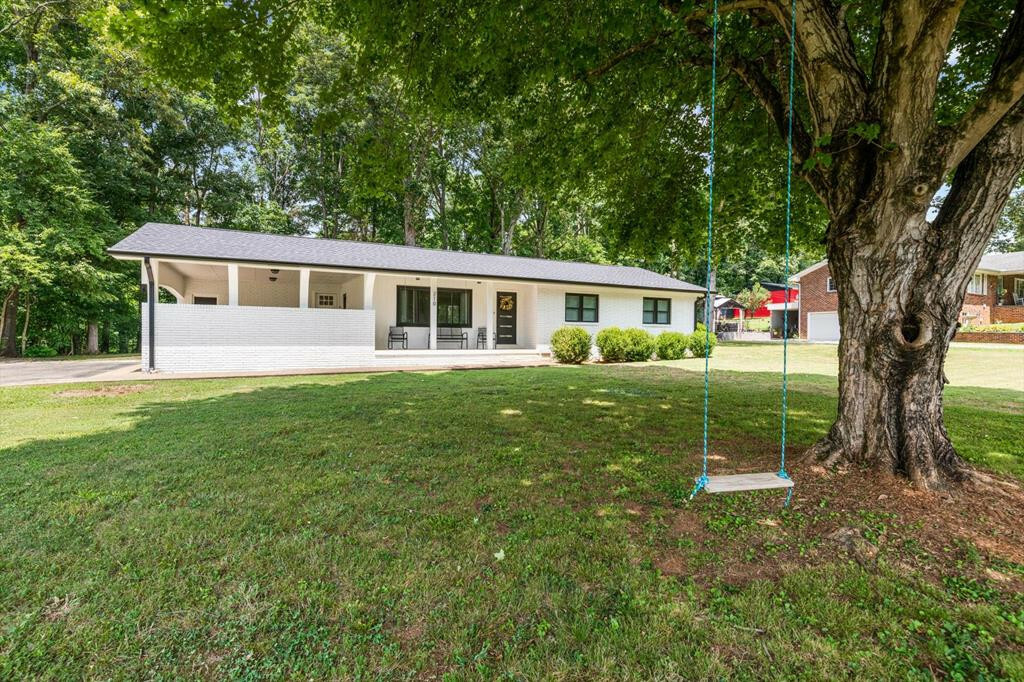 Property Photo:  210 County Road 556  TN 37303 