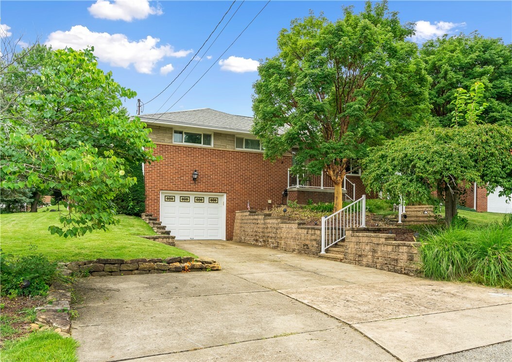 Property Photo:  4267 Frederick  PA 15068 