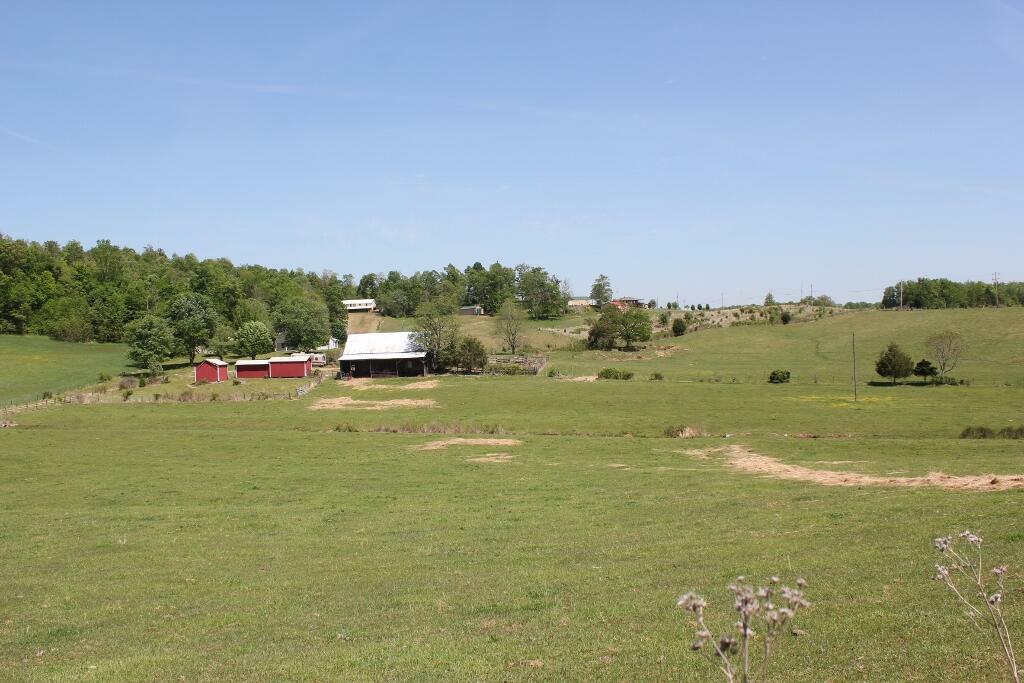 Property Photo:  1013 Richardson Road  KY 42544 