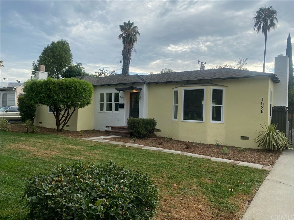 Property Photo: 1526 N White Avenue CA 91768