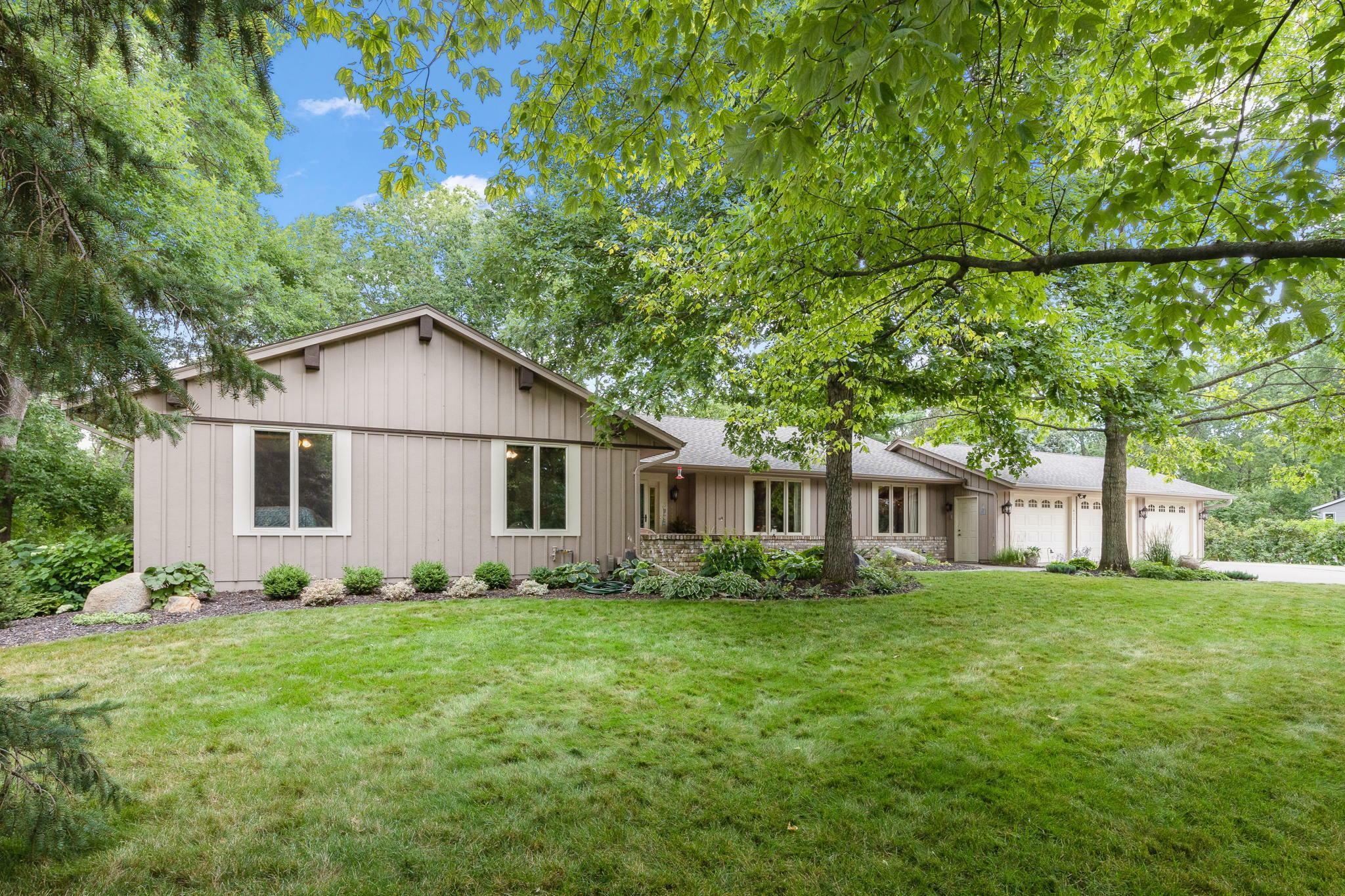 Property Photo:  4131 Wendover Court  MN 55345 