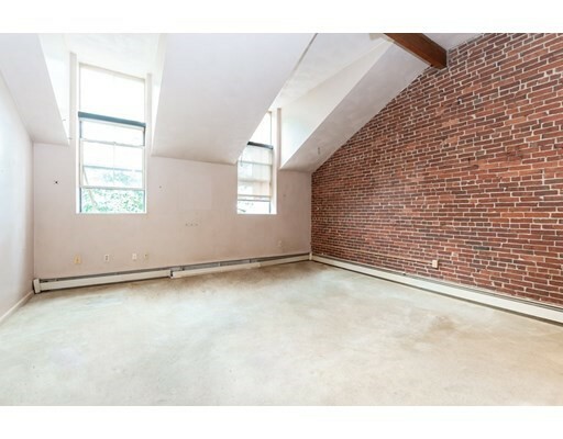 Property Photo: 663 Boston 5 MA 01905