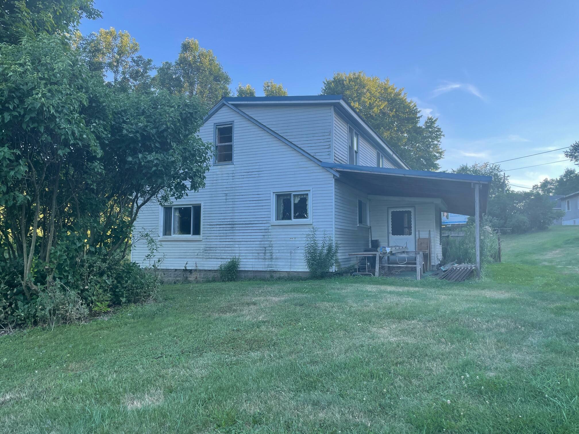 Property Photo:  3181 Bee Line Hwy  PA 15801 