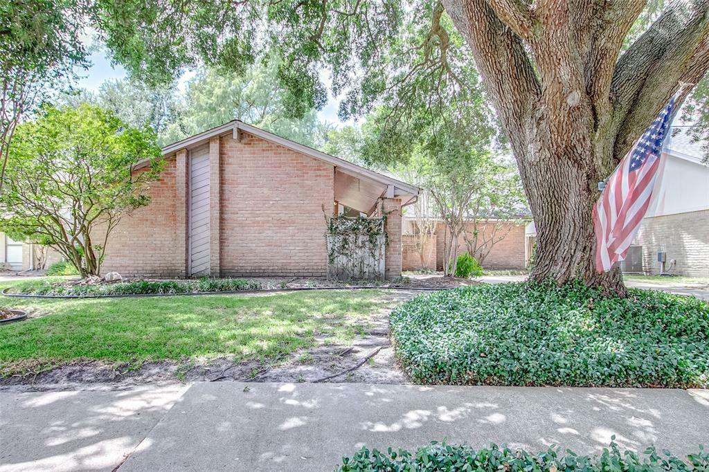 Property Photo:  12431 Olympia Drive  TX 77077 