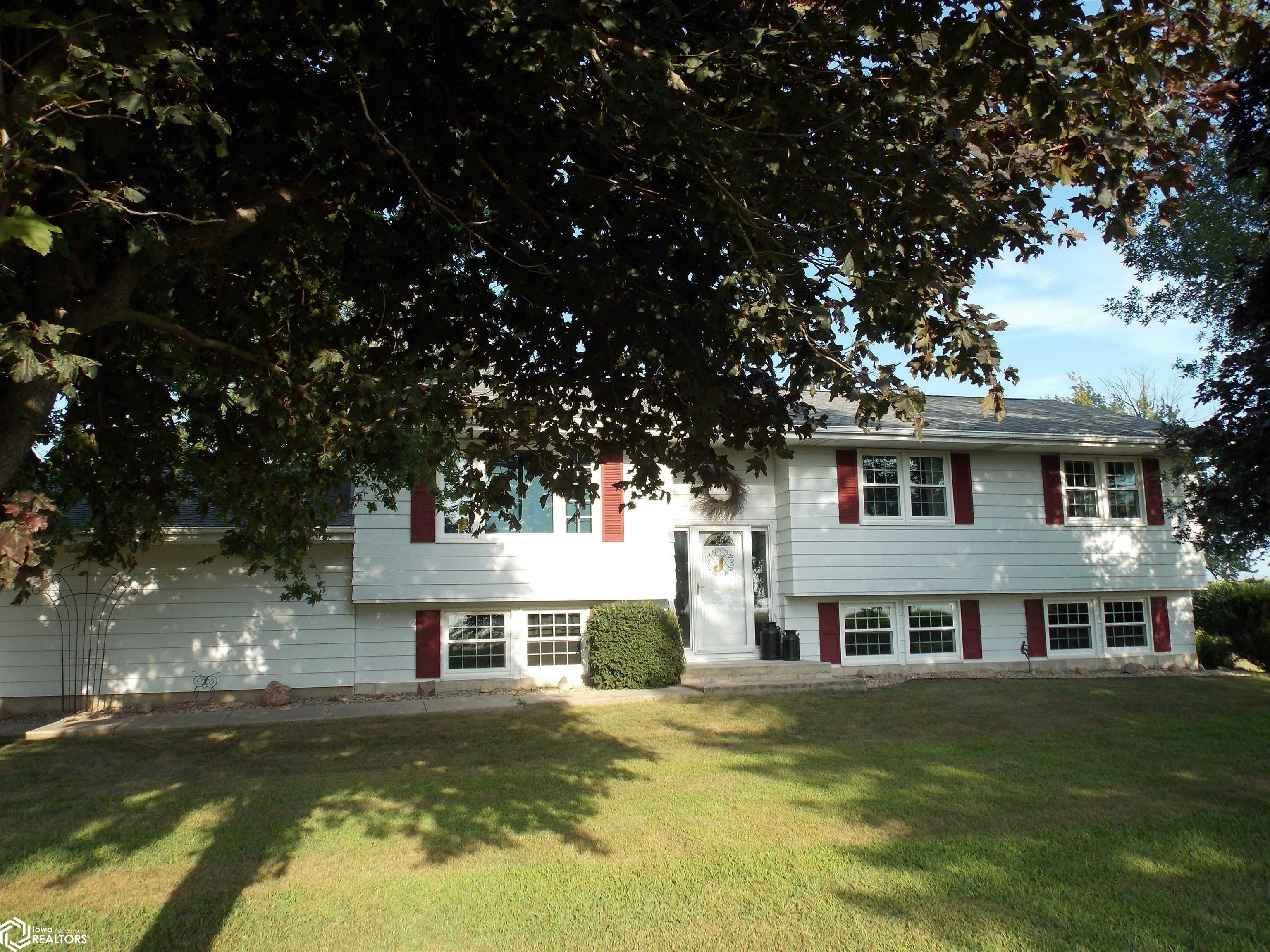 Property Photo:  1240 Foothill Ave.  IA 50471 