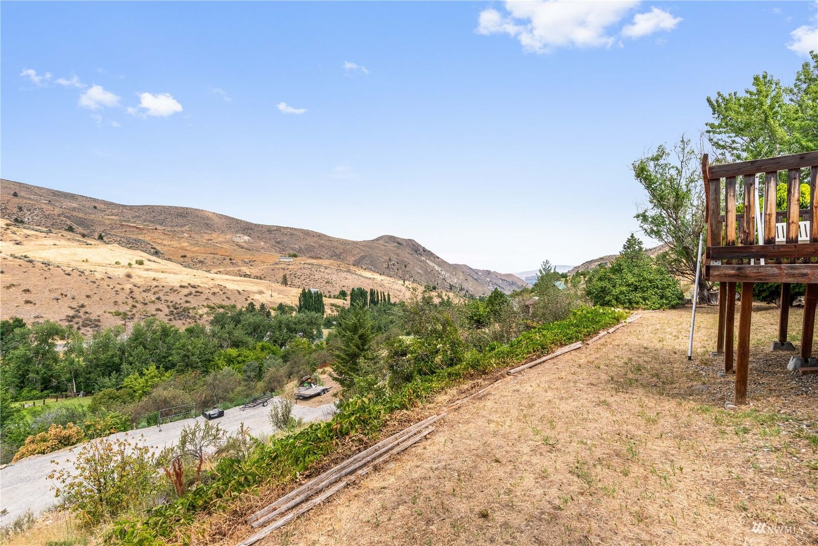 Property Photo: 1326 Cranmer Road WA 98801