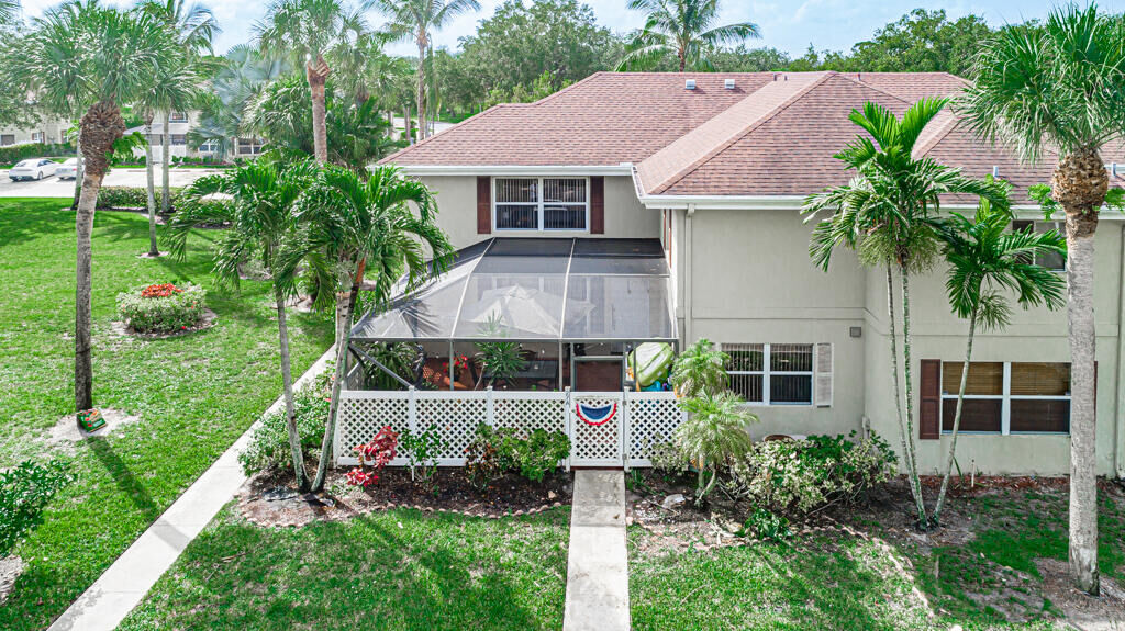 Property Photo:  27 Bedford Court A  FL 33411 