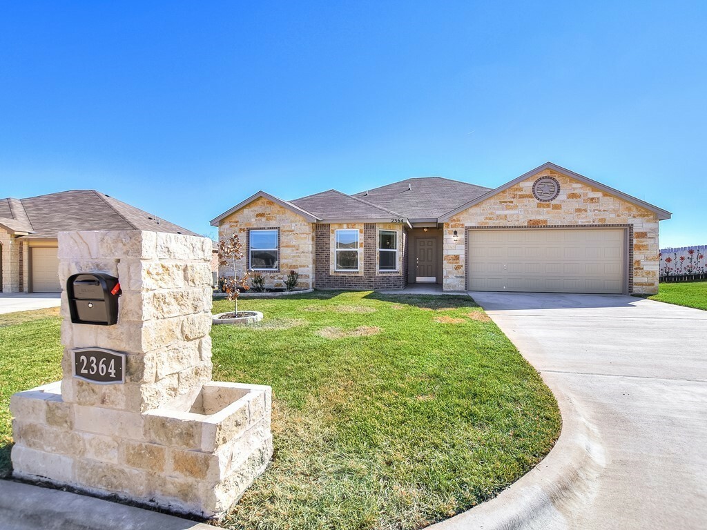 Property Photo: 2364 Washington Drive TX 76513