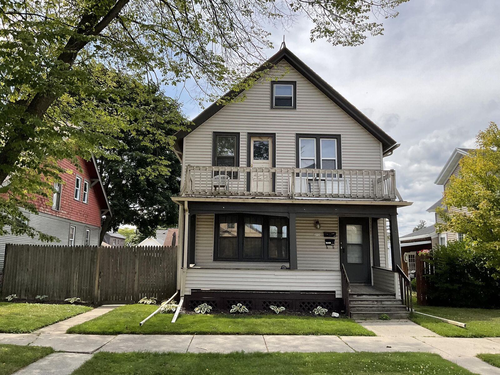Property Photo: 2126 Henry St WI 53081
