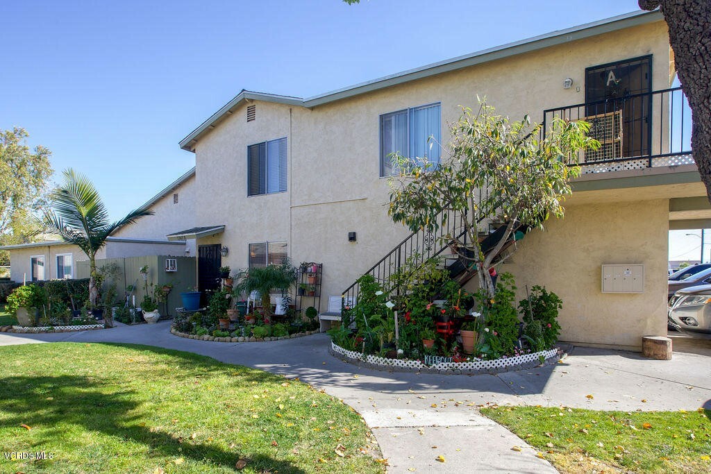 Property Photo:  1341 Casa San Carlos Lane B  CA 93033 