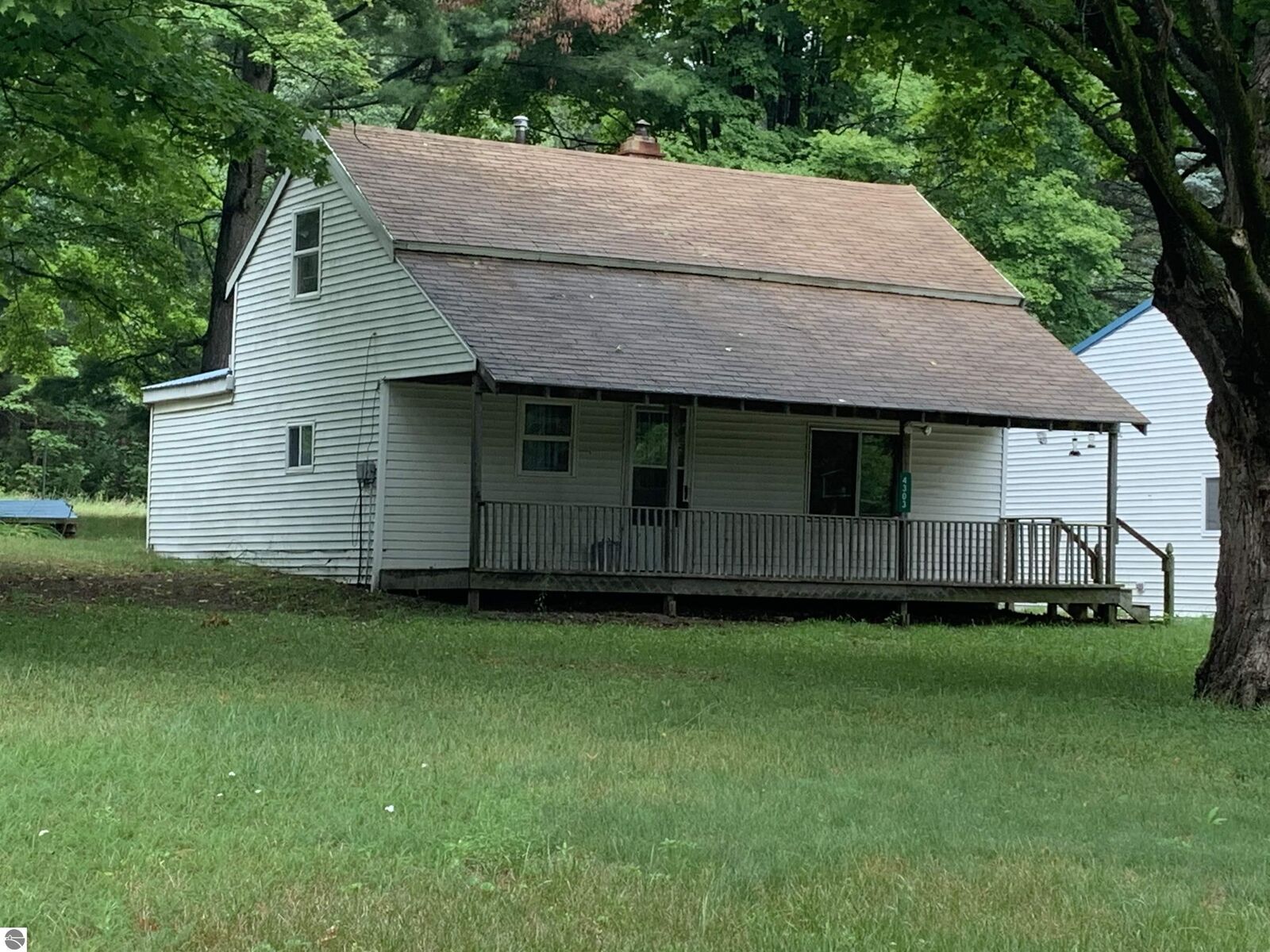 Property Photo:  4303 N 25 Road  MI 49686 