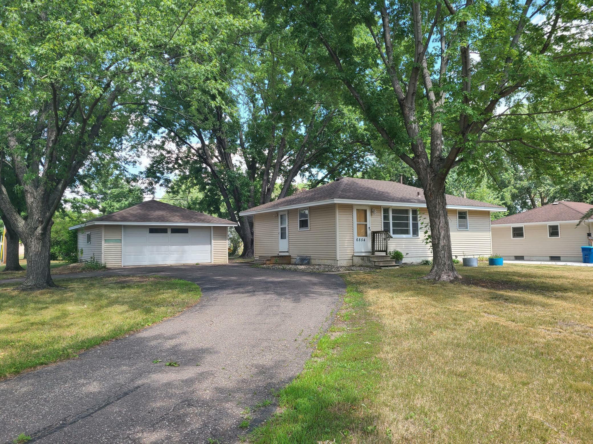 Property Photo:  6854 Upper 5th Street N  MN 55128 