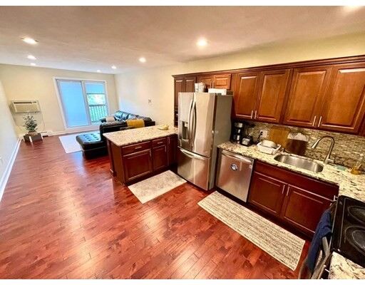 Property Photo:  110 Boston Post Rd E 206  MA 01752 