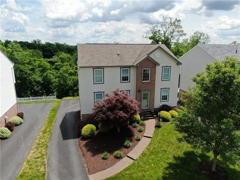 Property Photo: 120 Summit Circle PA 15342